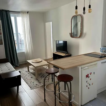 Charming Bright For 2 In Parigi