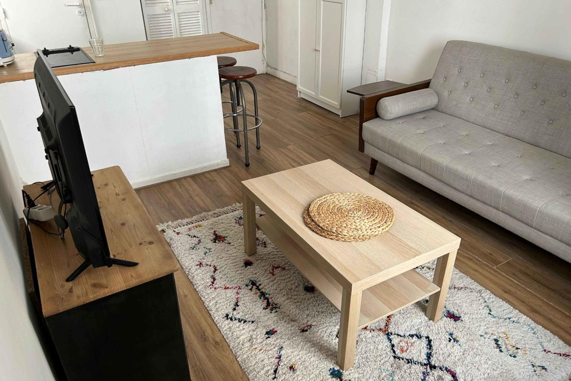 Charming Bright For 2 In Appartamento